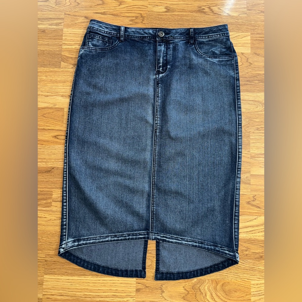 Baccini Asymmetrical Long Denim Skirt with Slit Women’s Size 14 Medium Blue